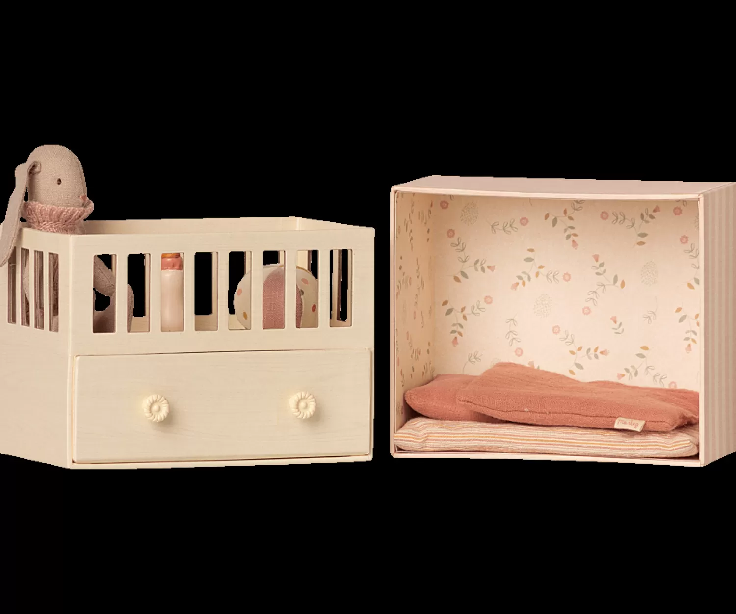 Maileg Baby Room With Micro Bunny Online