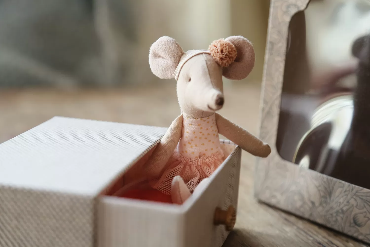 Maileg Dance Mouse On Daybed Sale