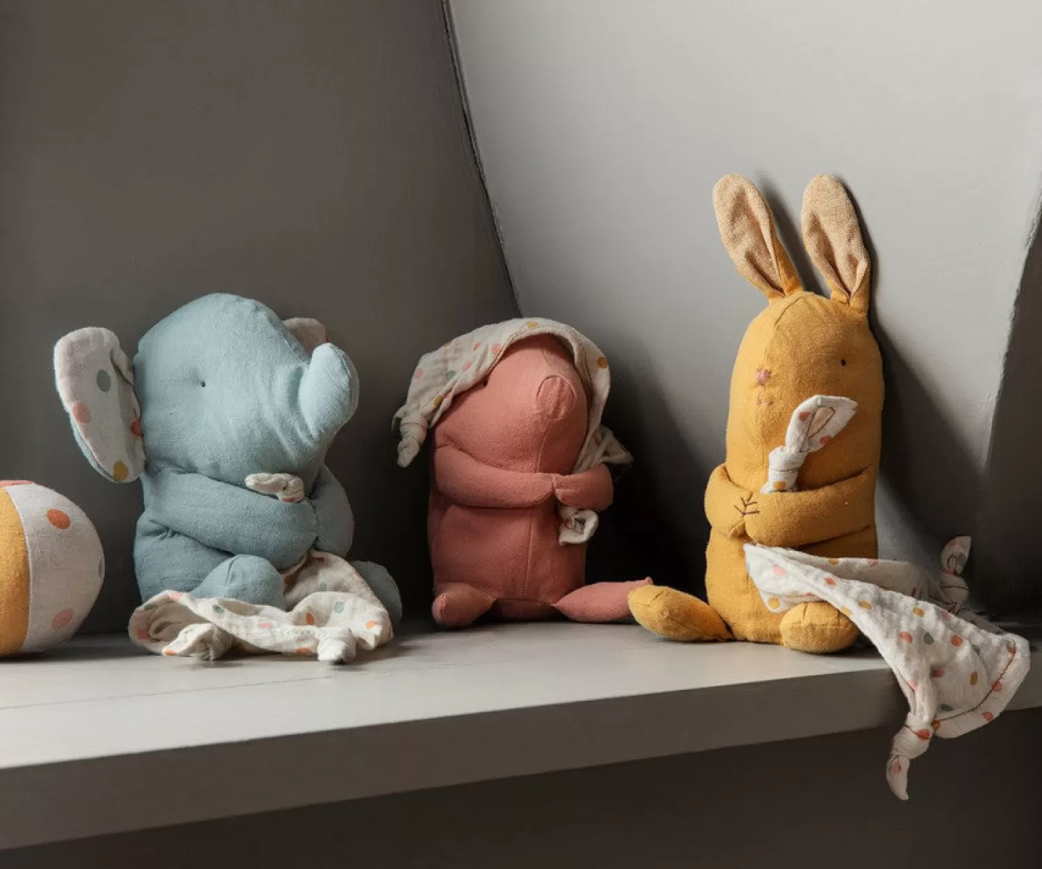 Maileg Lullaby Friends Bunny Fashion