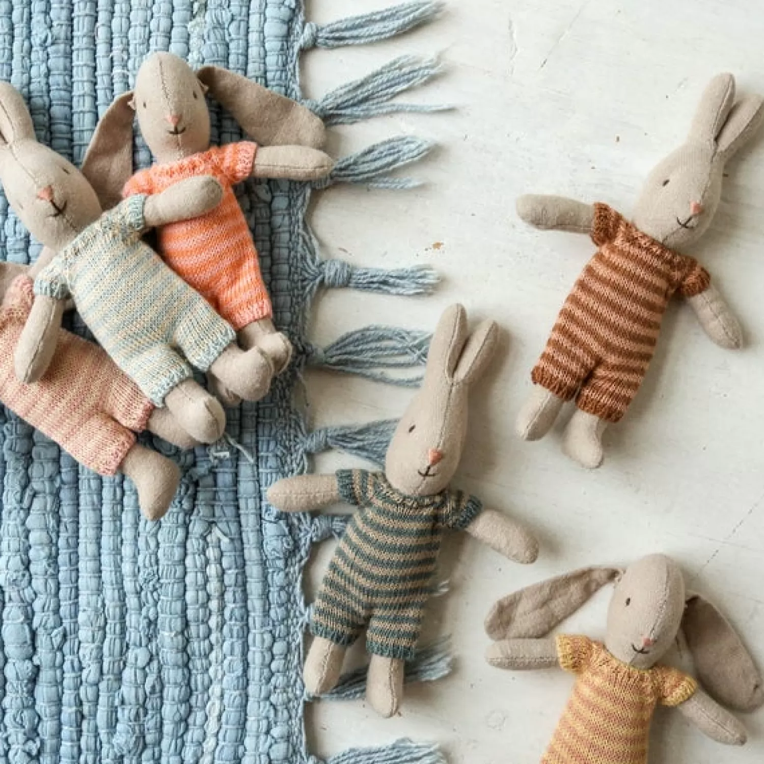 Maileg Micro Bunny Or Rabbit Toy & Knitted Suit Online