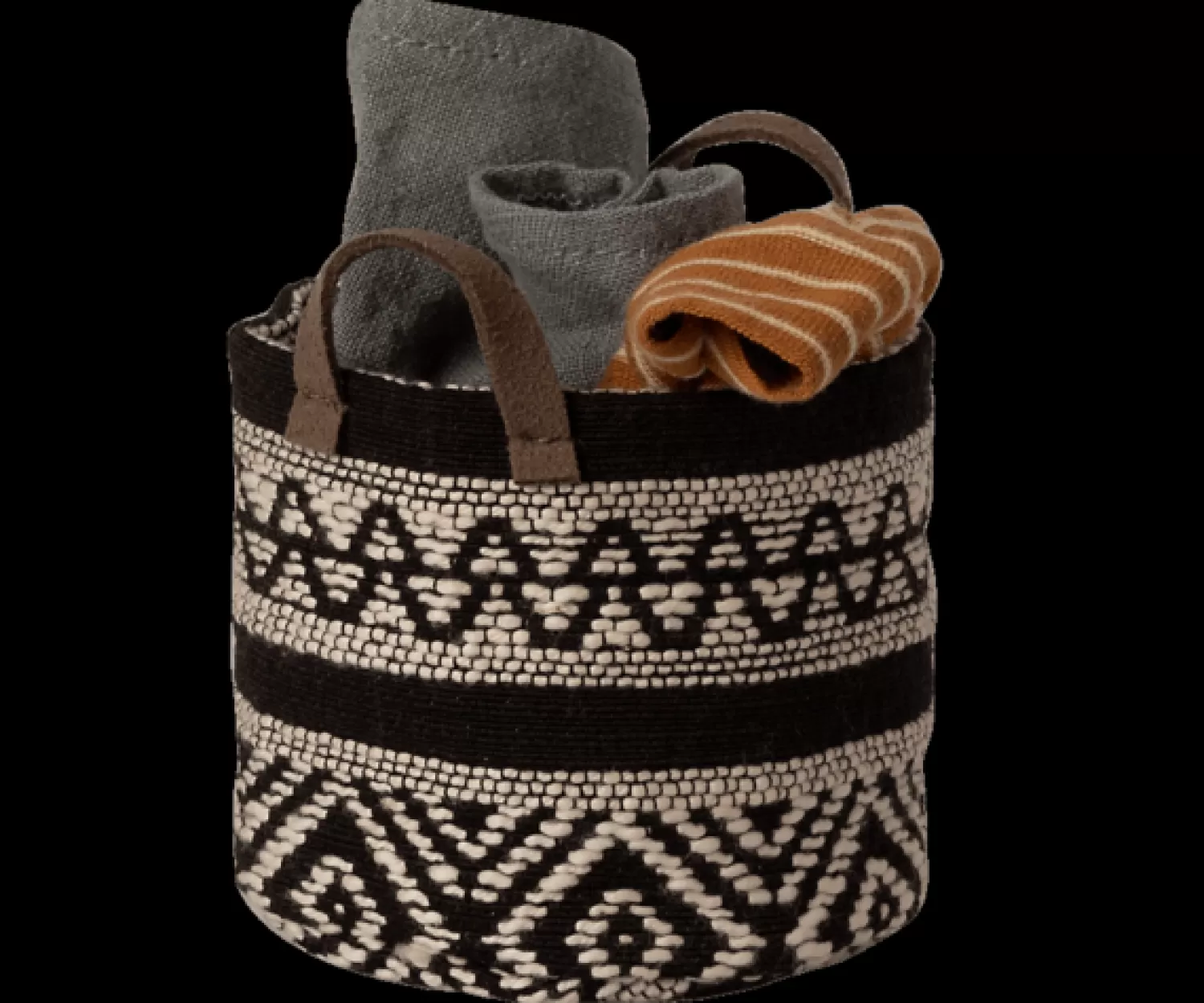 Maileg Miniature Basket Outlet