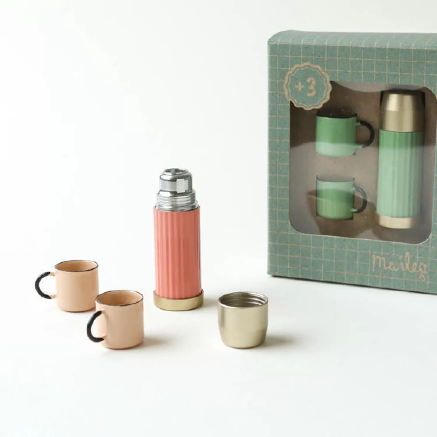 Maileg Thermos And Cups For Mice Hot