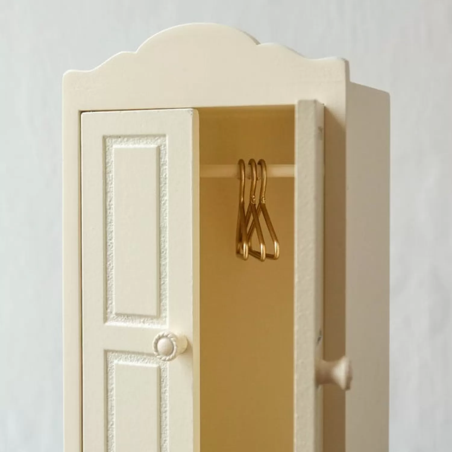 Maileg Wooden Closet For Mice Best Sale